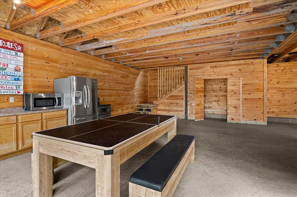 3801 S Lake Road Moose Lake, MN 55767