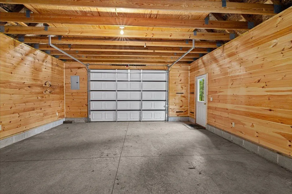 3801 S Lake Road Moose Lake, MN 55767