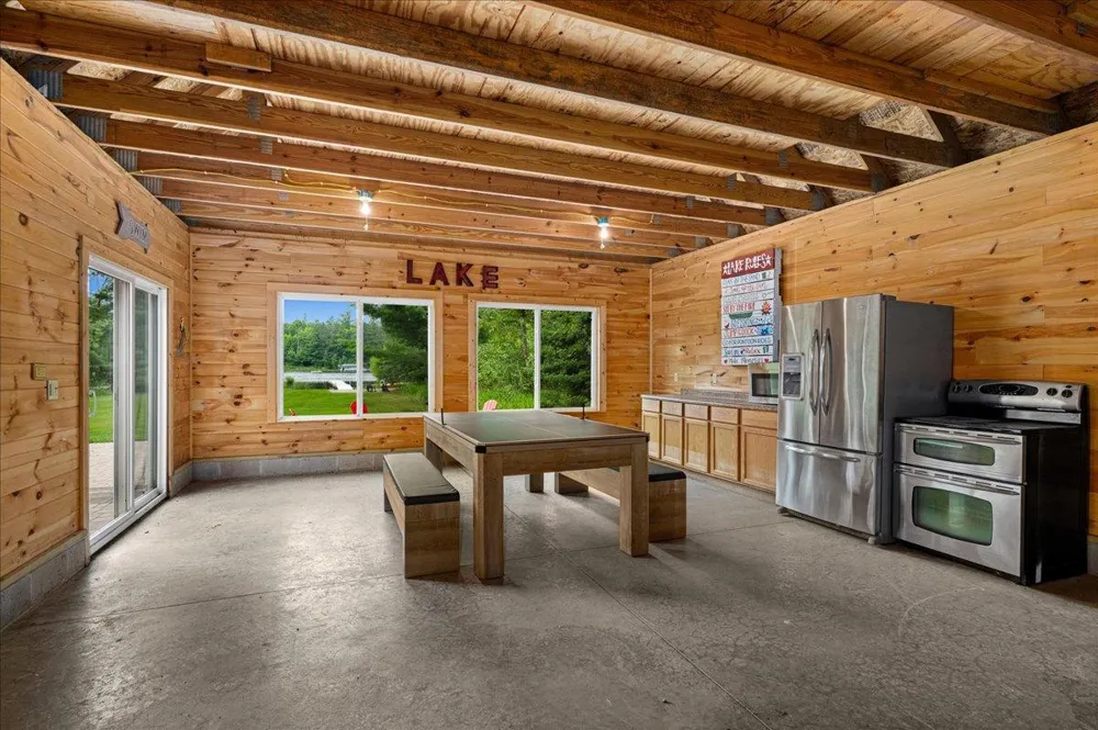3801 S Lake Road Moose Lake, MN 55767