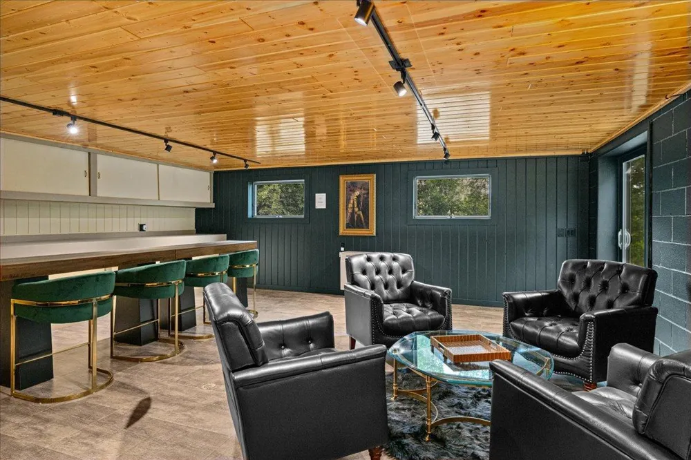 3801 S Lake Road Moose Lake, MN 55767