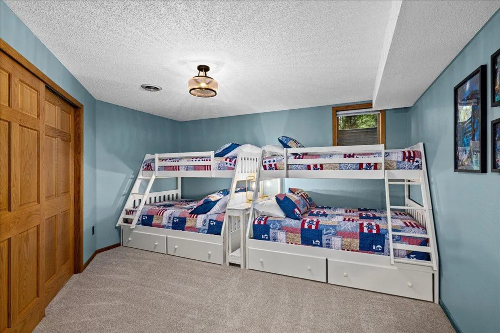 3801 S Lake Road Moose Lake, MN 55767