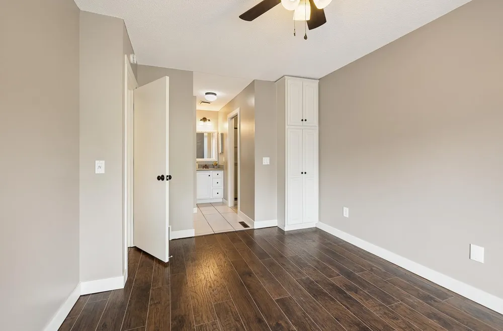 6364 Pheasant Court Edina, MN 55436