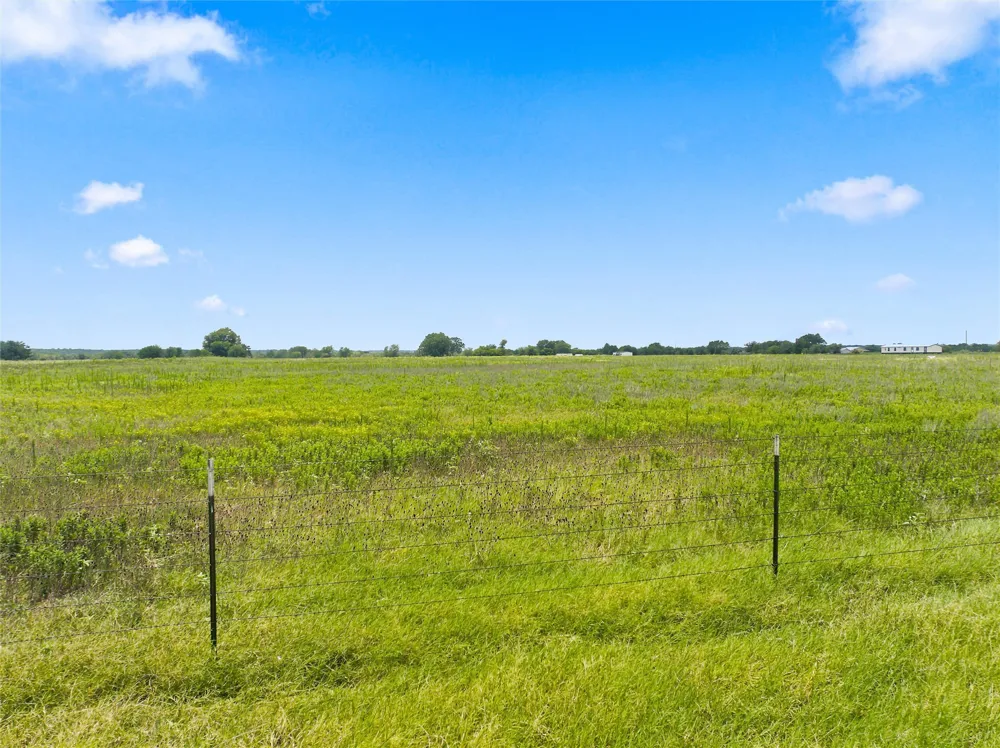 495 Jake Sparks Drive Waco, TX 76705
