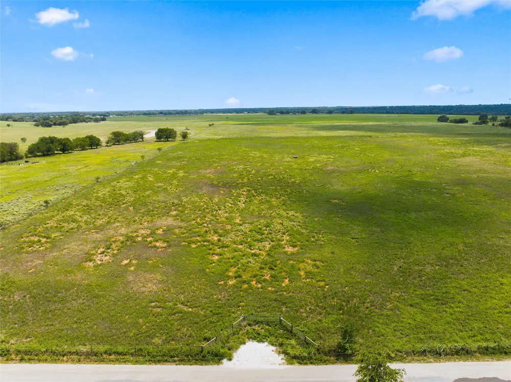 495 Jake Sparks Drive Waco, TX 76705