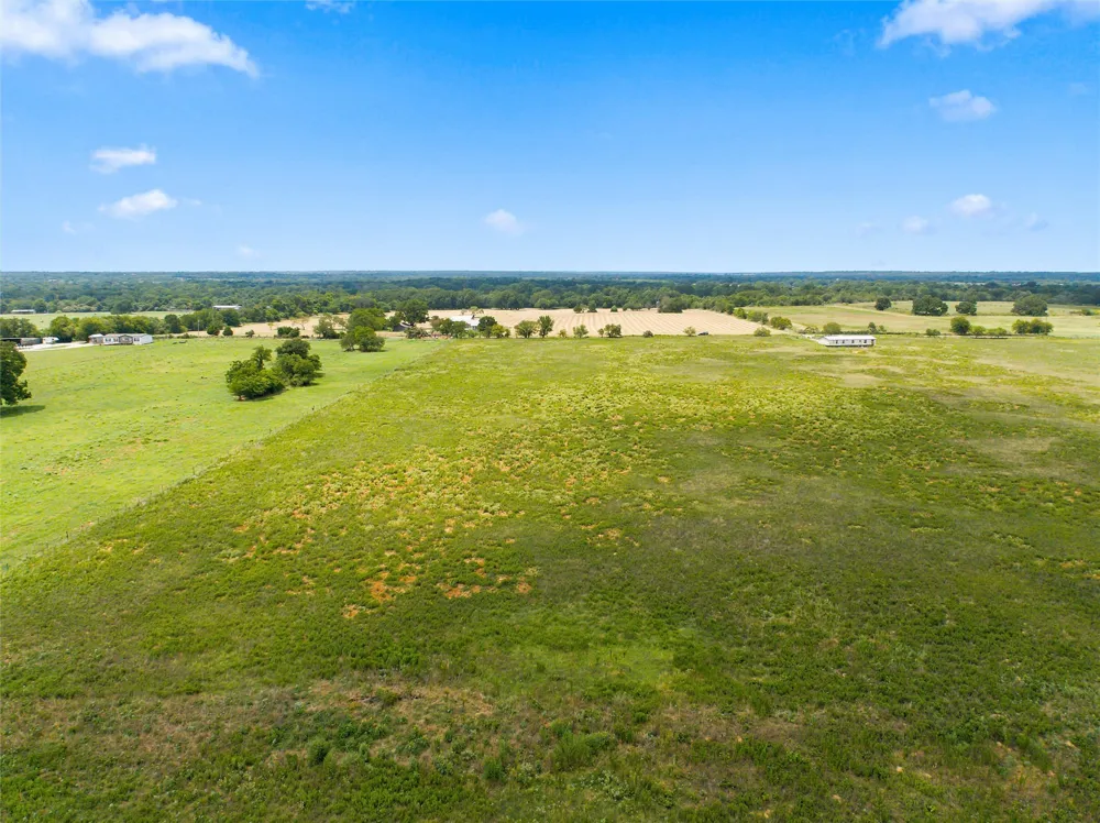 495 Jake Sparks Drive Waco, TX 76705