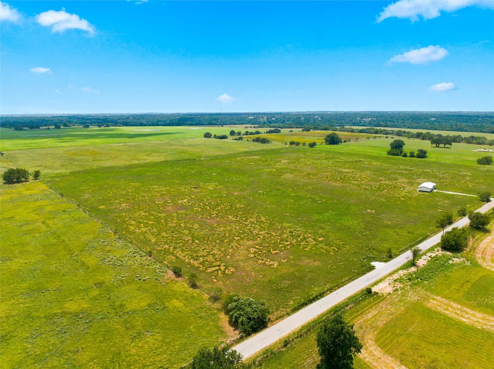 495 Jake Sparks Drive Waco, TX 76705
