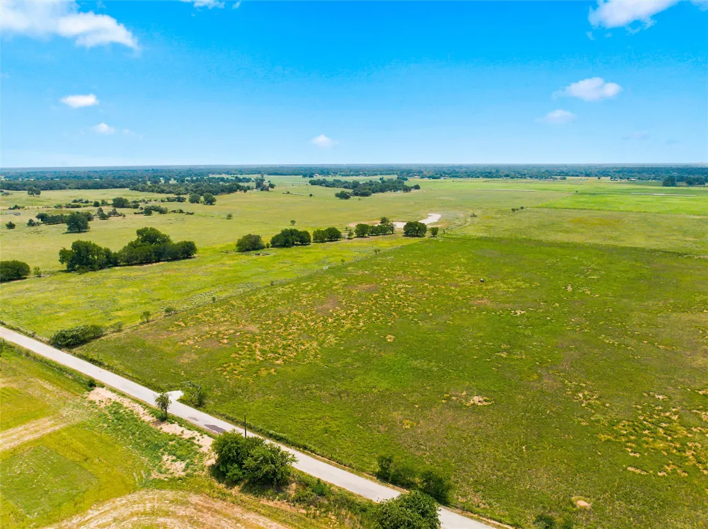 495 Jake Sparks Drive Waco, TX 76705