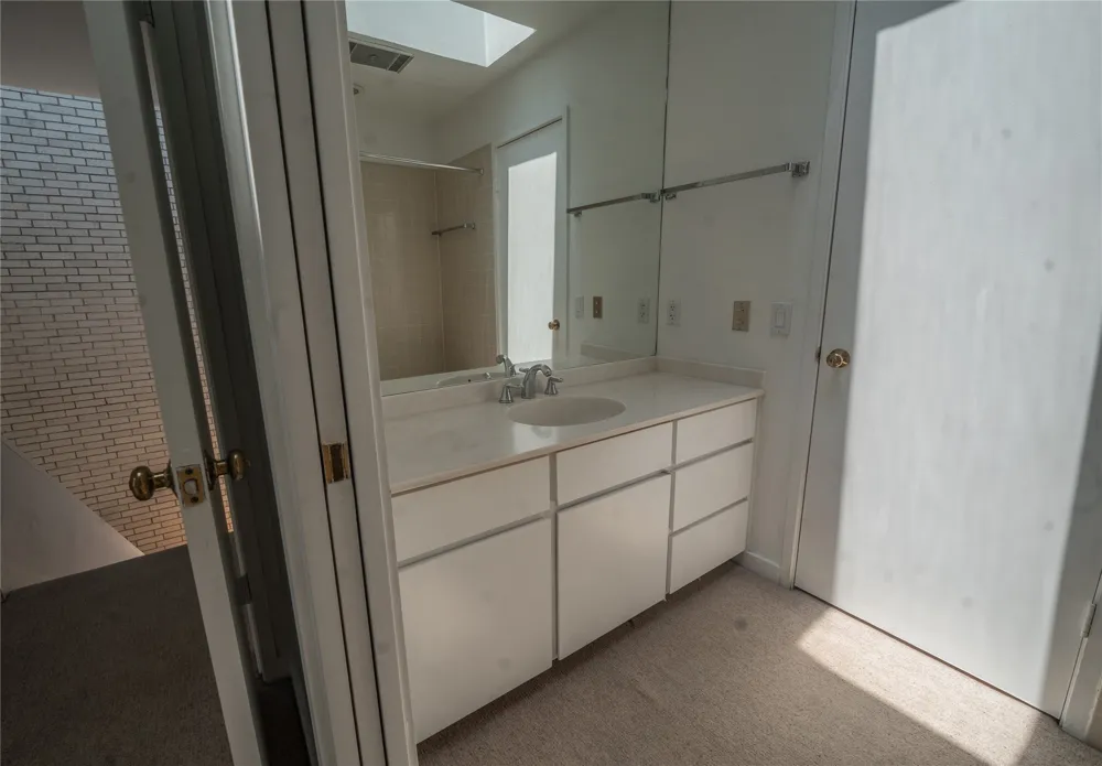 2818 Welborn Drive #9 Dallas, TX 75219