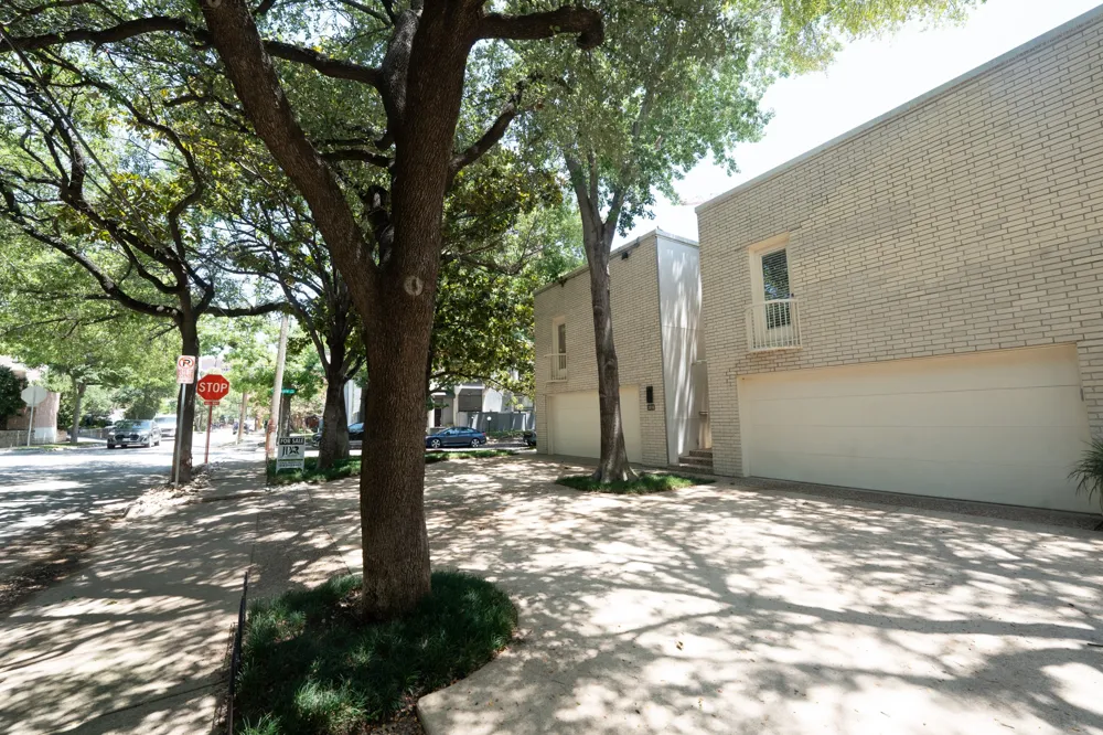 2818 Welborn Drive #9 Dallas, TX 75219