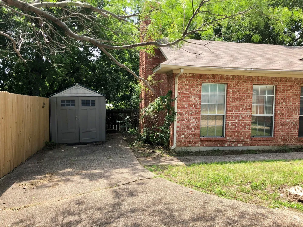 455 Strata Drive Denton, TX 76201
