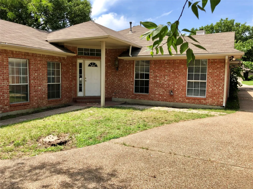 455 Strata Drive Denton, TX 76201