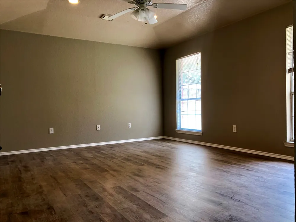 455 Strata Drive Denton, TX 76201