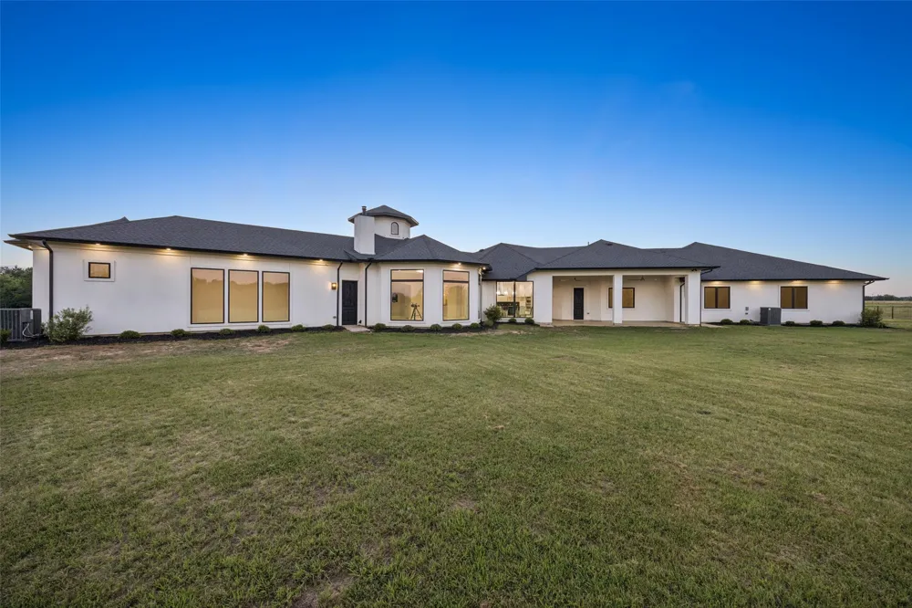975 Vz County Road 3510 Wills Point, TX 75169