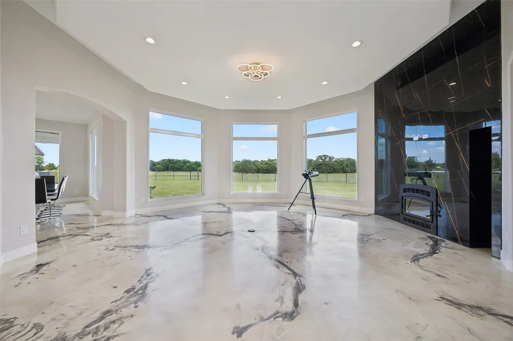 975 Vz County Road 3510 Wills Point, TX 75169