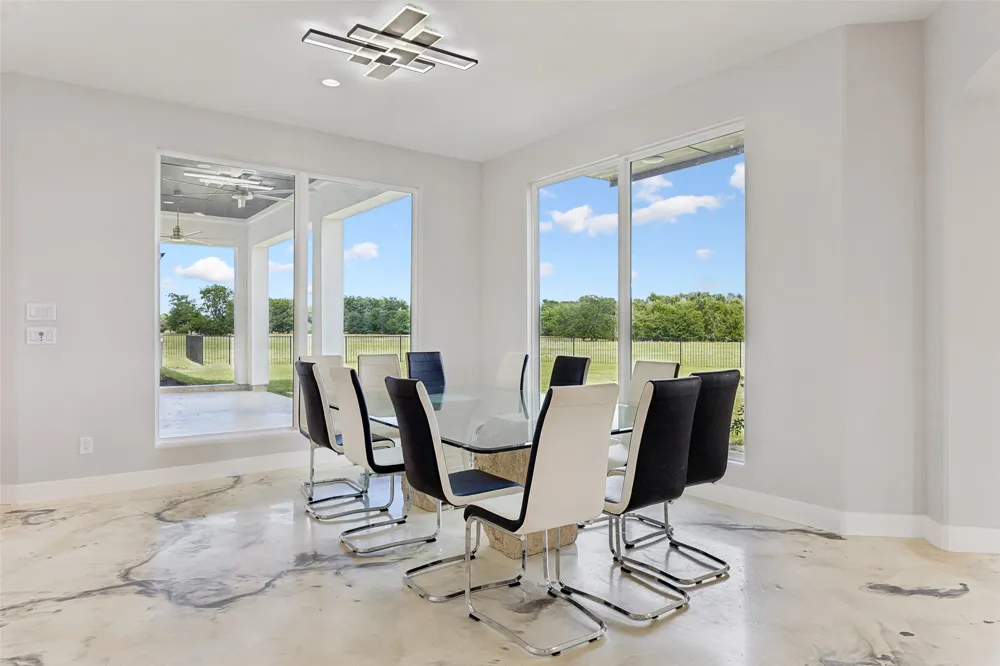 975 Vz County Road 3510 Wills Point, TX 75169