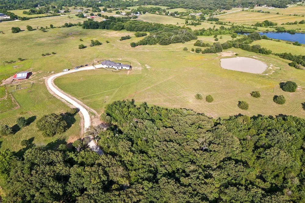 975 Vz County Road 3510 Wills Point, TX 75169