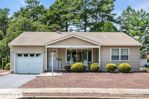 49 Dreyfus Court