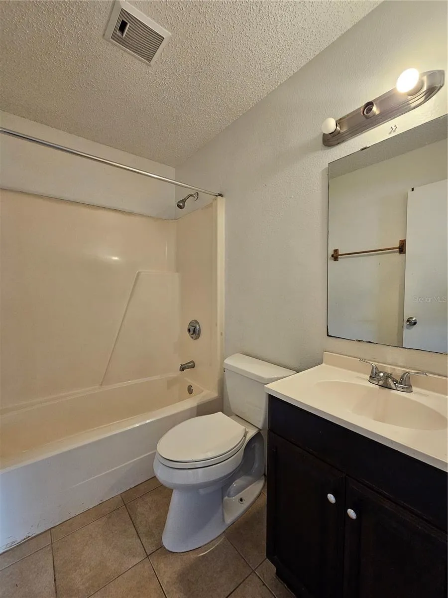 247 THORN TREE PLACE #247 Brandon, FL 33510
