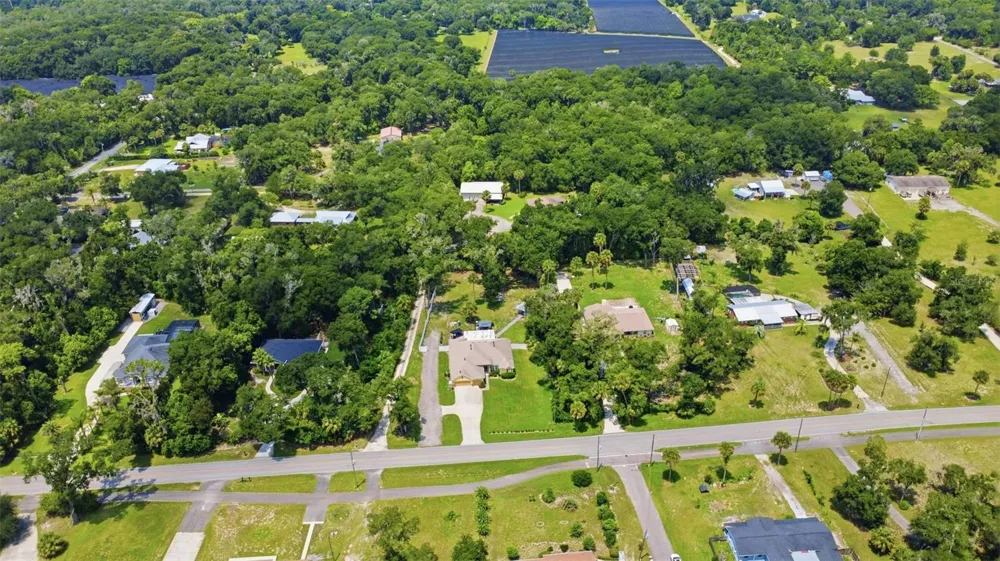 GRAND AVENUE Deland, FL 32720