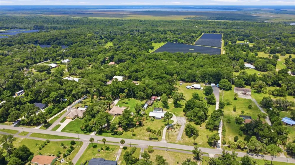 GRAND AVENUE Deland, FL 32720