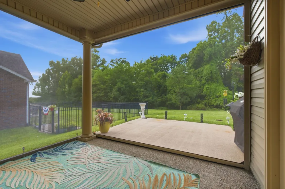 473 Stonegate Dr Lebanon, TN 37090