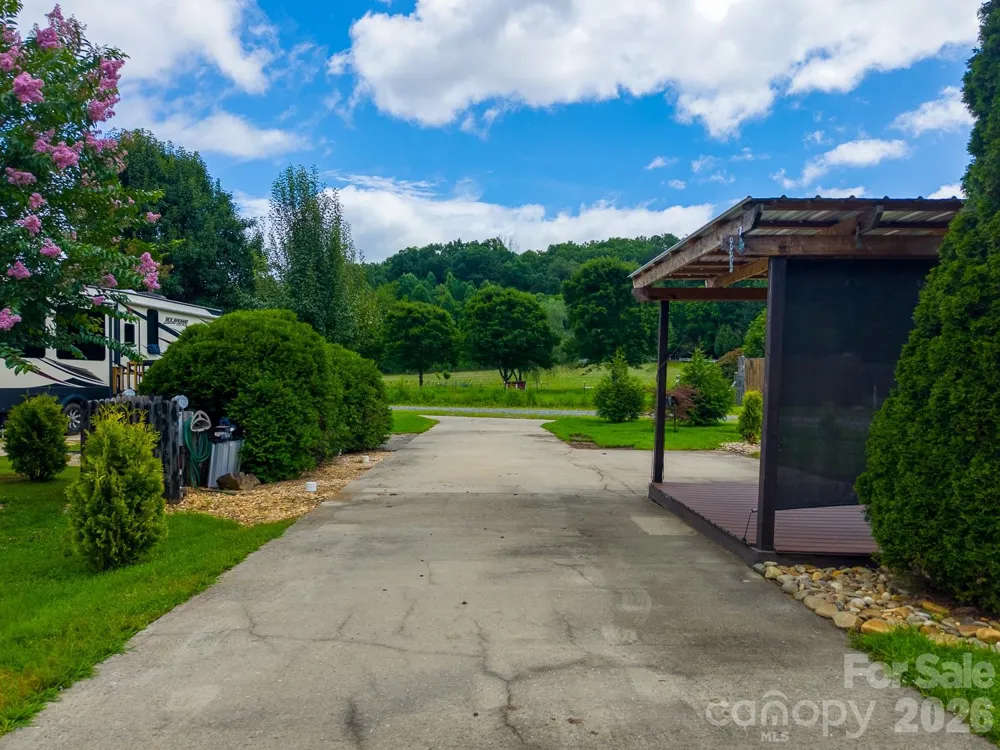 50 Timber Leaf Drive Sylva, NC 28779