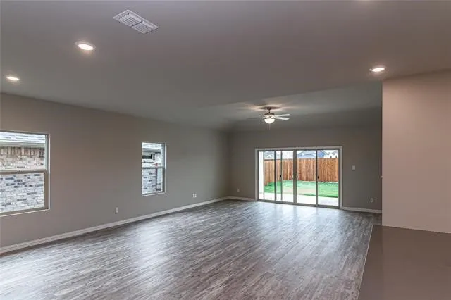 448 Ella Lane Fate, TX 75087