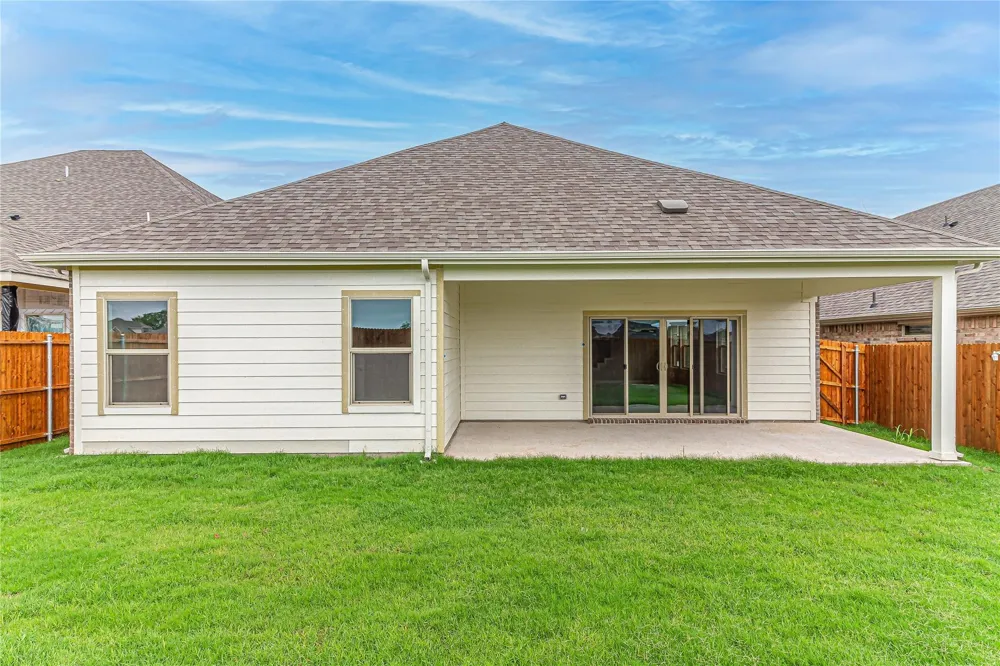 448 Ella Lane Fate, TX 75087