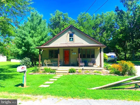 21352 ALLENS LANE