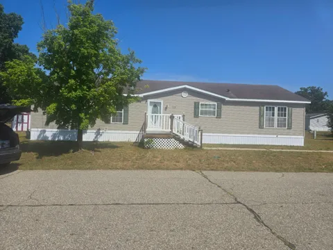 726 Strawberry Lane