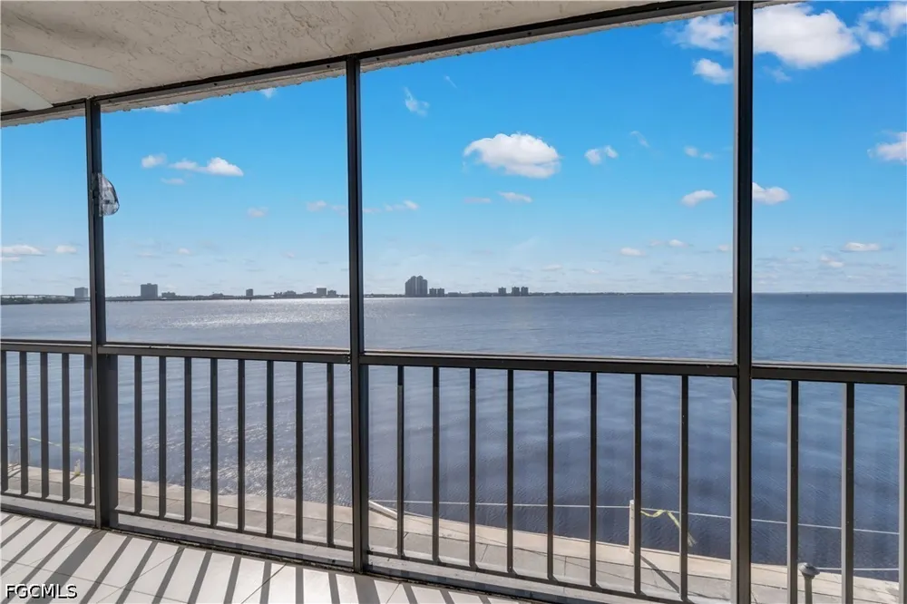 Key Drive #217 North Fort Myers, FL 33903