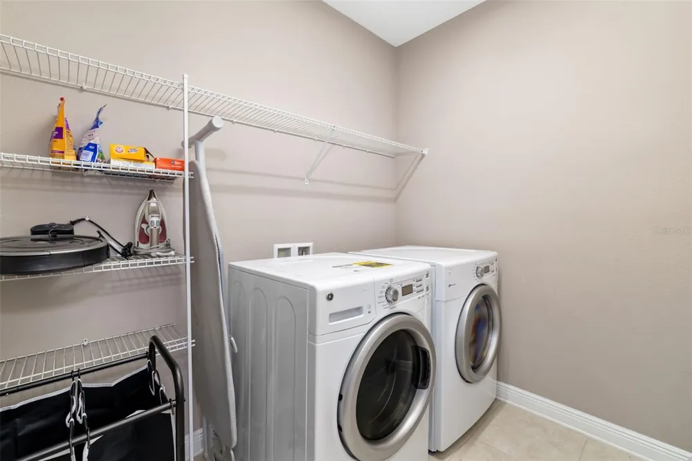 4968 OARSMAN COURT Sarasota, FL 34243