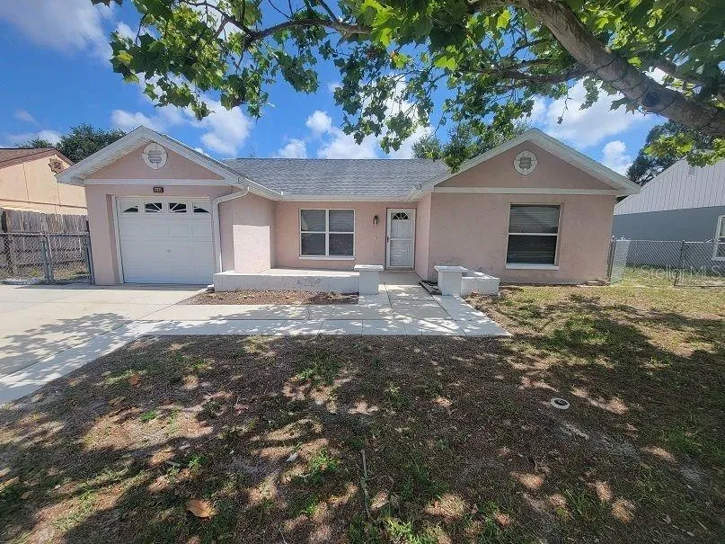 8224 AUTUMN OAK AVENUE Port Richey, FL 34668