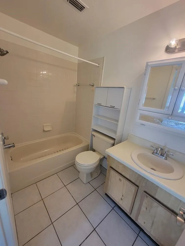 8224 AUTUMN OAK AVENUE Port Richey, FL 34668