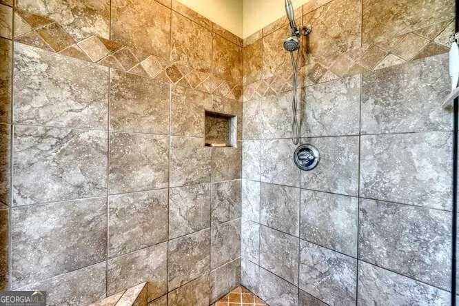 2081 Gallatin RD Young Harris, GA 30582