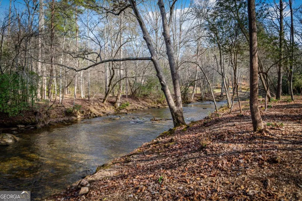 5.15 AC Spence RD Blue Ridge, GA 30513