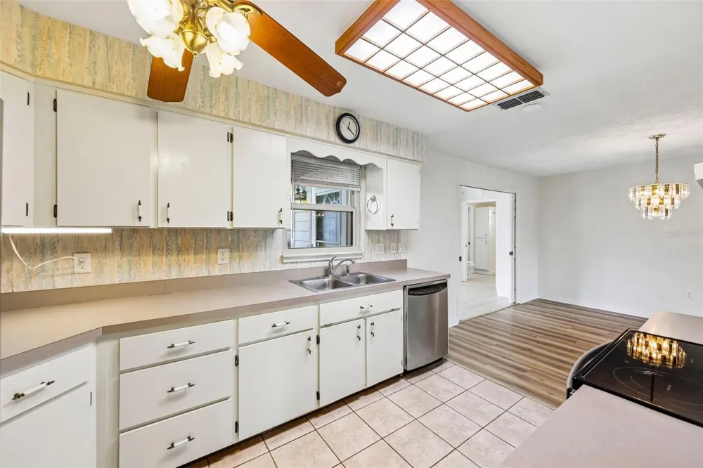 70 STONE HAVEN COURT Leesburg, FL 34788