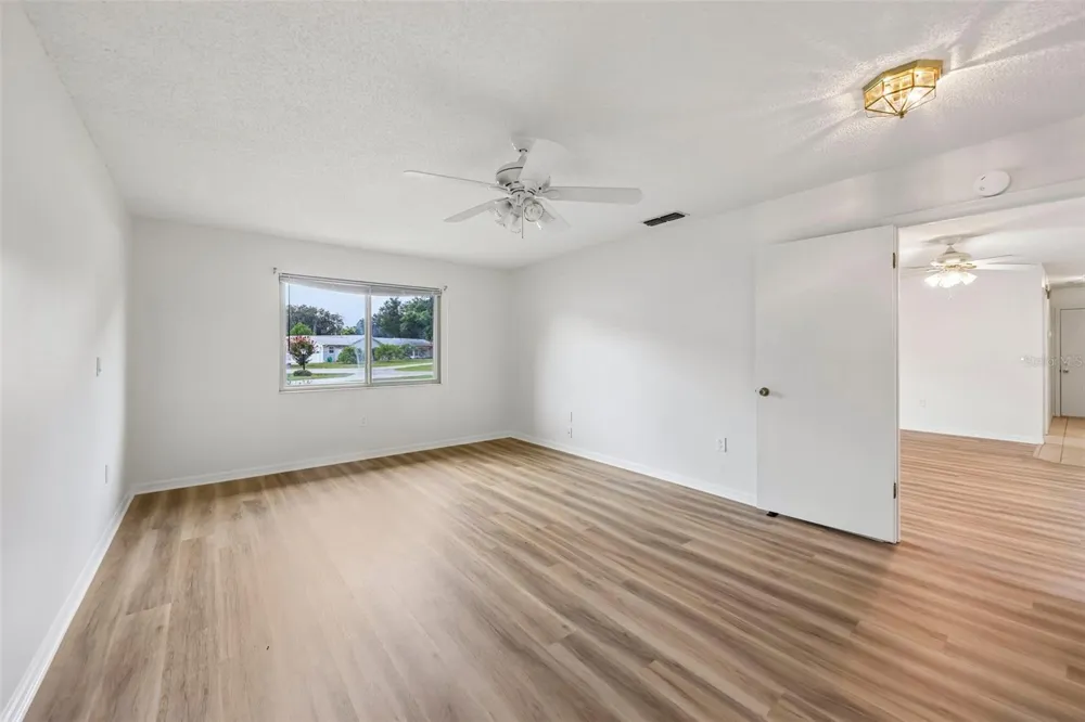 70 STONE HAVEN COURT Leesburg, FL 34788