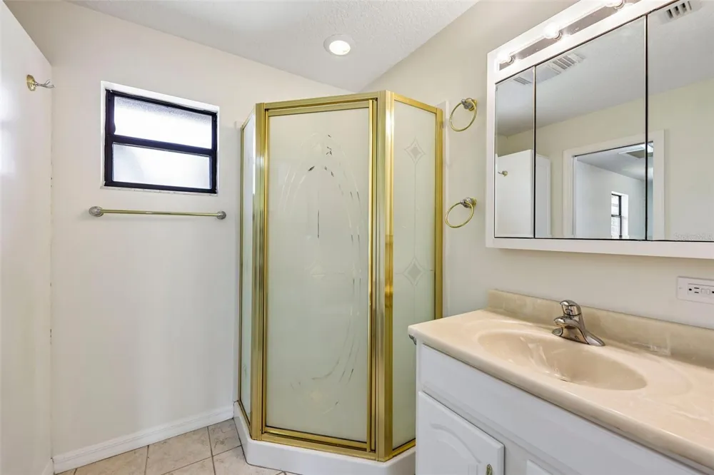 70 STONE HAVEN COURT Leesburg, FL 34788