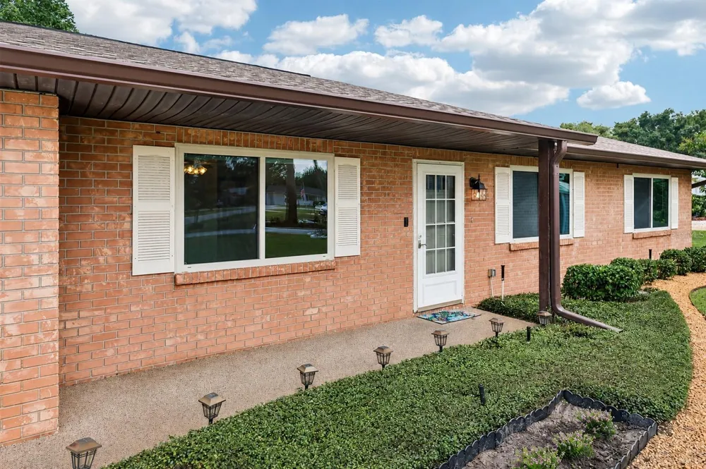 70 STONE HAVEN COURT Leesburg, FL 34788