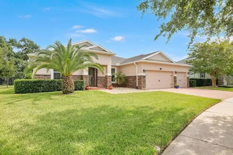 105 E CHERRY PLACE