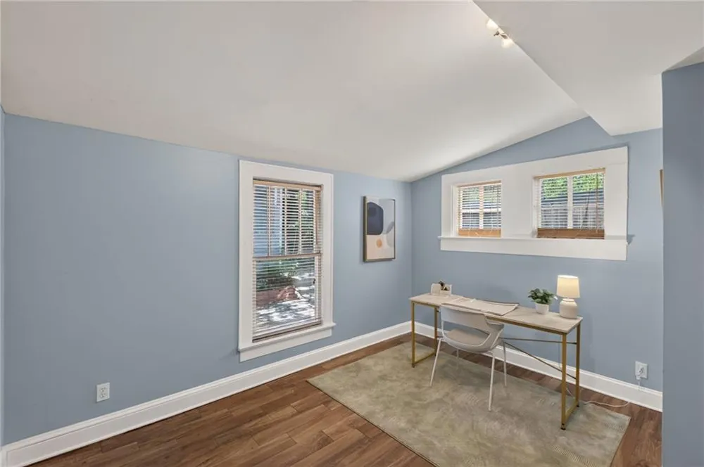 1701 Neely Avenue East Point, GA 30344