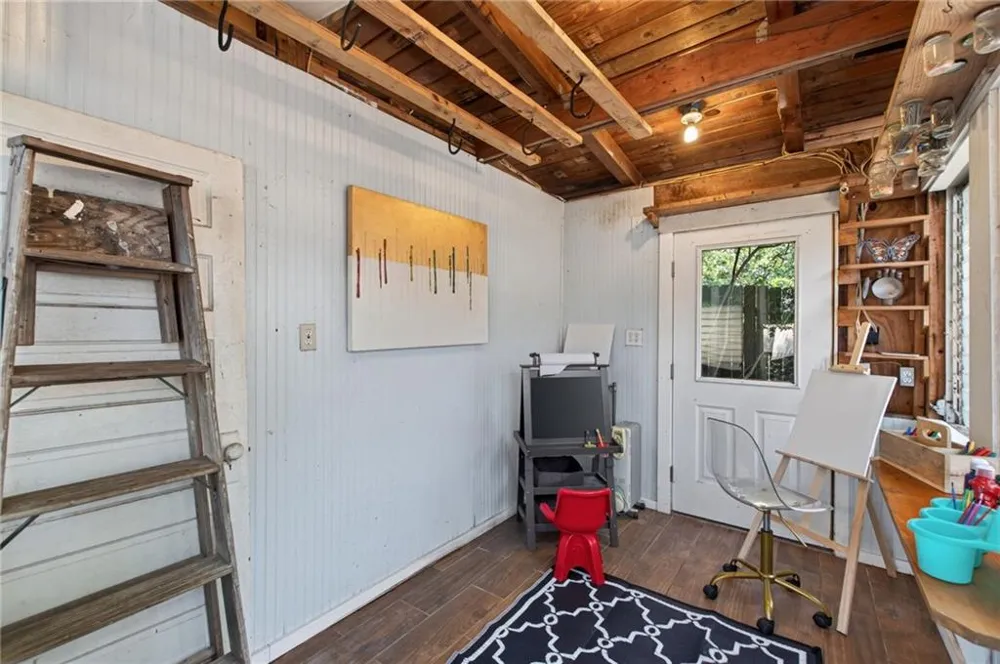 1701 Neely Avenue East Point, GA 30344