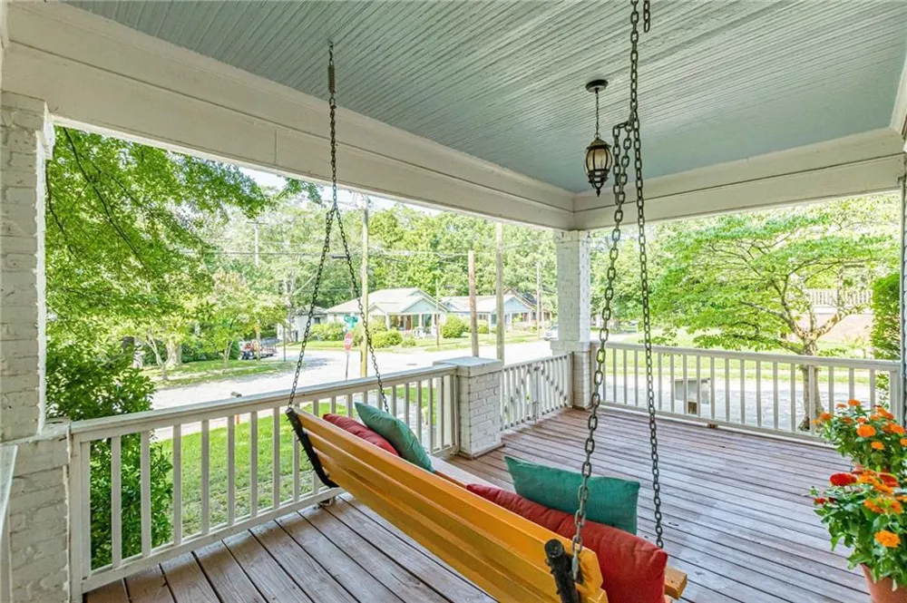 1701 Neely Avenue East Point, GA 30344