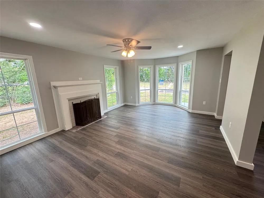 108 California Street E Sulphur Springs, TX 75482