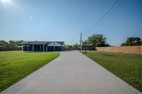 1102 Crosby Dayton Road