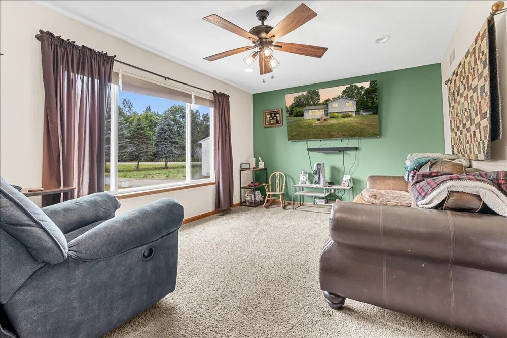 11534 Eaton Rapids Road Springport, MI 49284