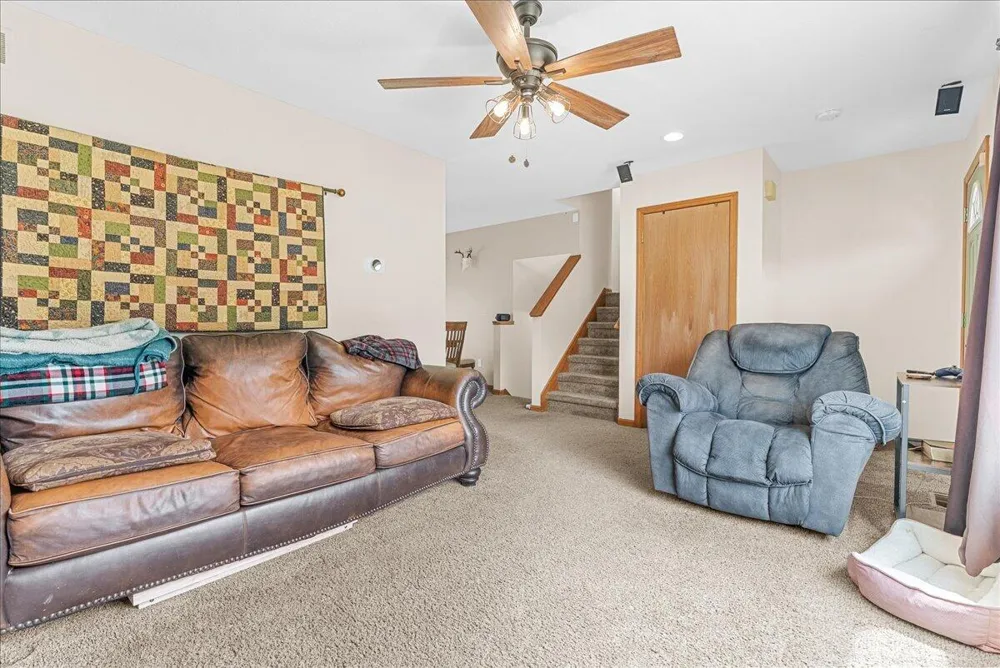 11534 Eaton Rapids Road Springport, MI 49284