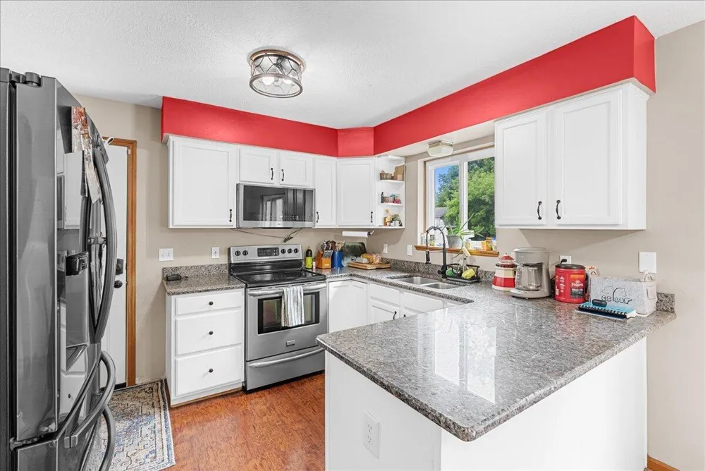 11534 Eaton Rapids Road Springport, MI 49284
