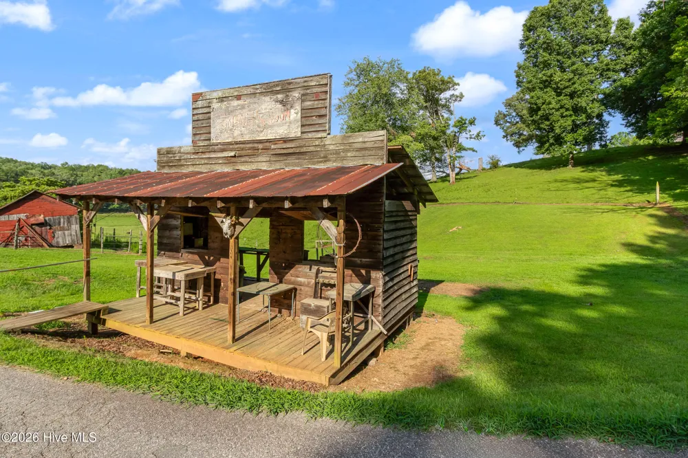 102 Cross Creek Lane Warne, NC 28909